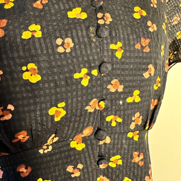 Button-Front Swing Dress - Picture 4 of 5